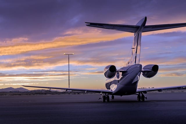 aircraft-5611528_640 Travel Luxury Companies