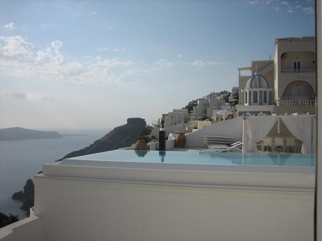 Hotel Aressana Spa — Santorini, Greece Romantic affordable hotel in Santorini with infinity pool and sea views
