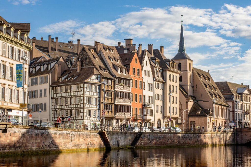 View of Strasbourg Cathedral and canals — affordable luxury Alsace itinerary